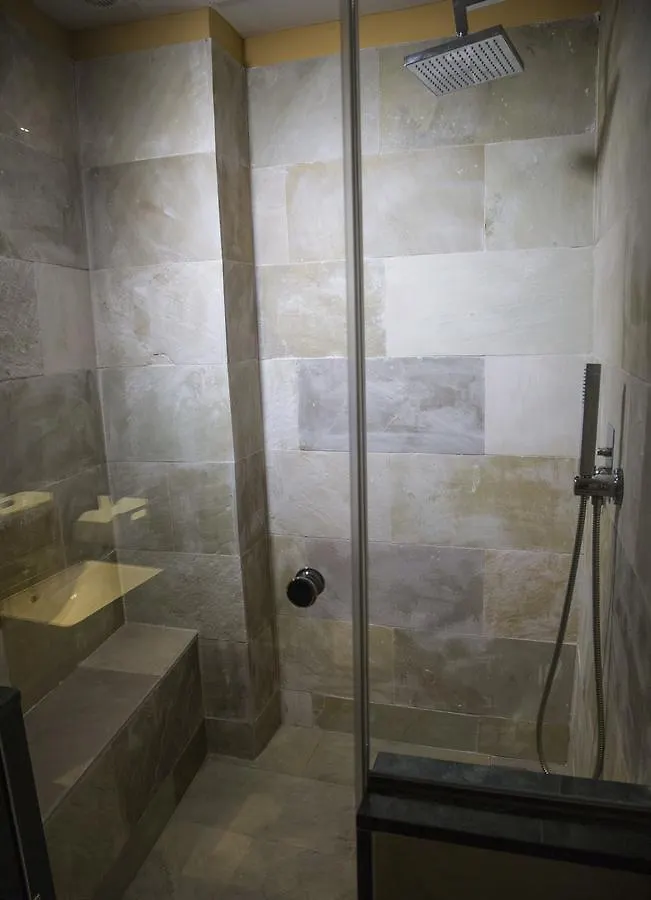 Alohamundi Quevedo Apartment Seville