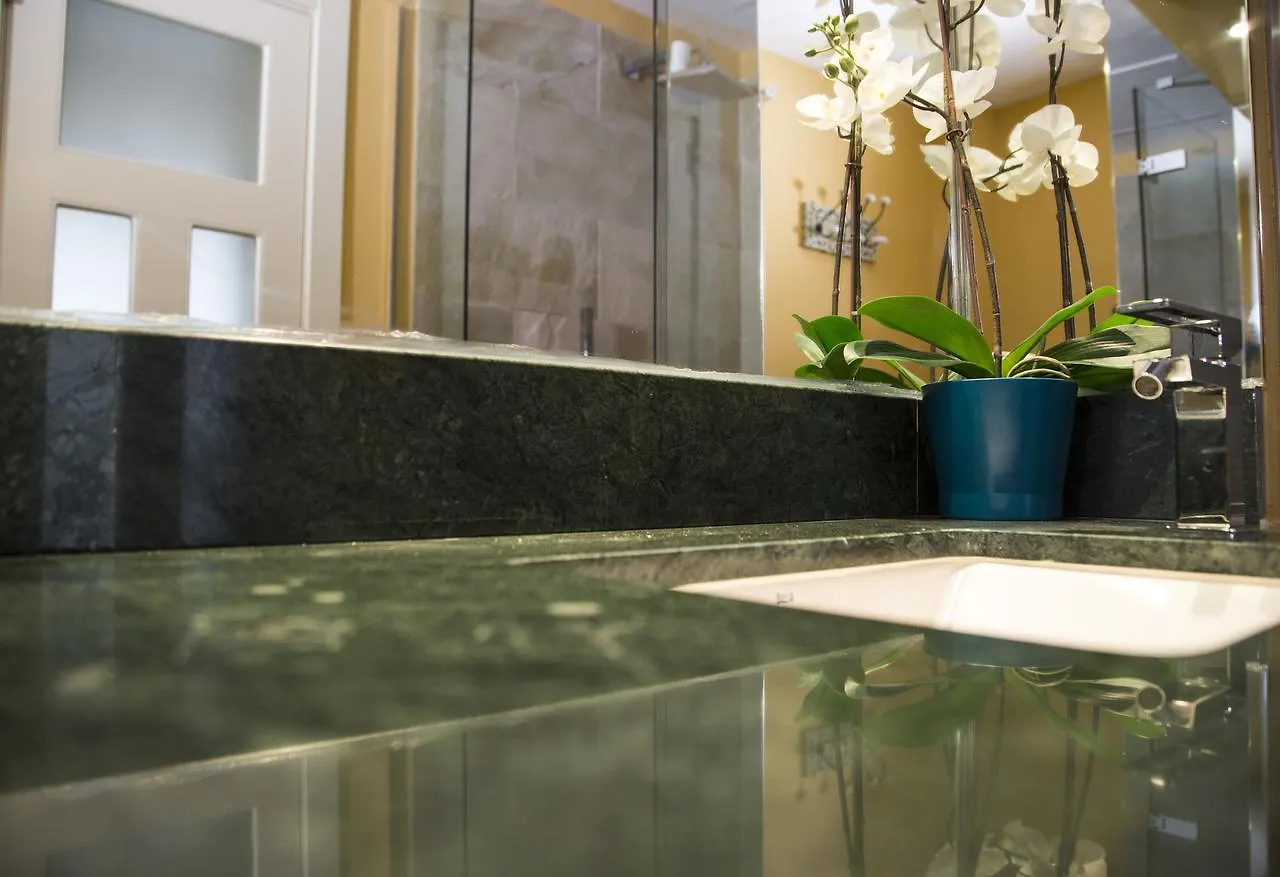 Alohamundi Quevedo Apartment Seville