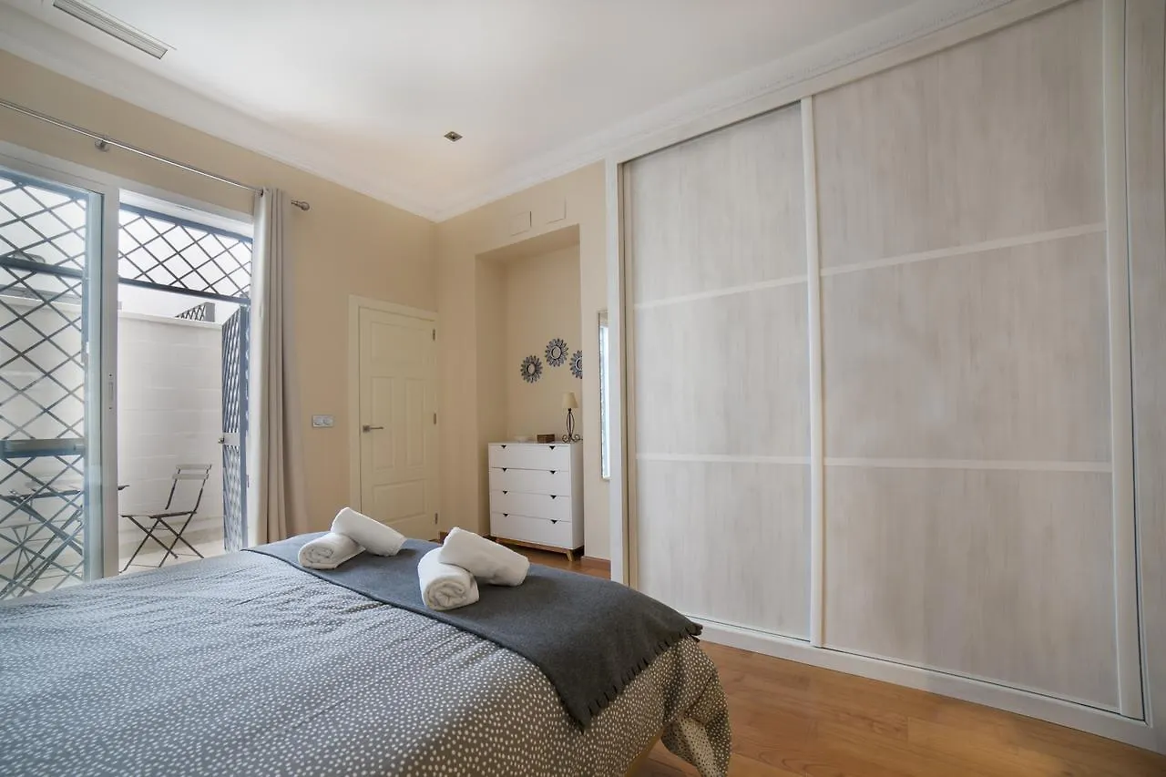 Alohamundi Quevedo Apartment Seville Spain